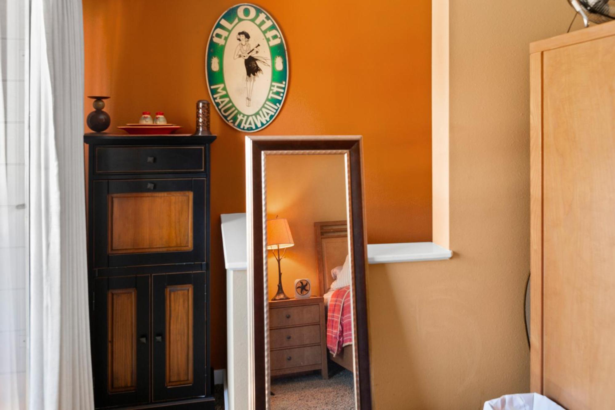 Studio With Mini Kitchen, Pool And Bbq, Pre-Renovation Summer Sale Kihei Buitenkant foto